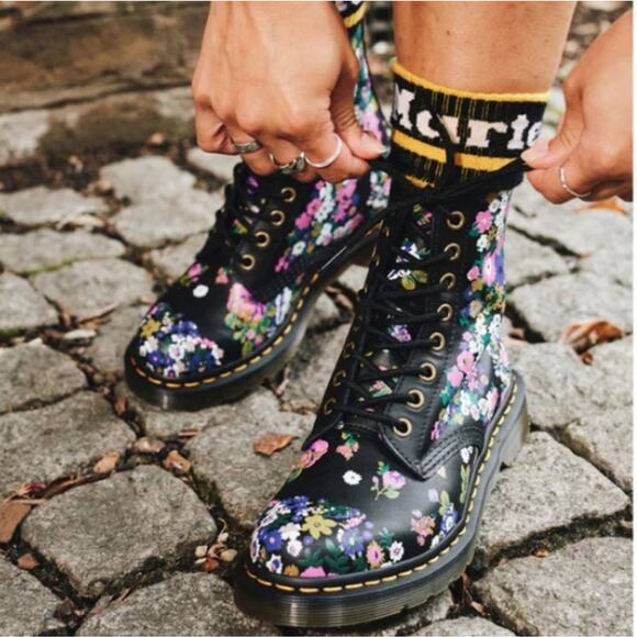 DR MARTENS 1460 PASCAL BOOTS UK 5 EU 38 US 7 VINTAGE FLORAL DOCS New! - Picture 16 of 16
